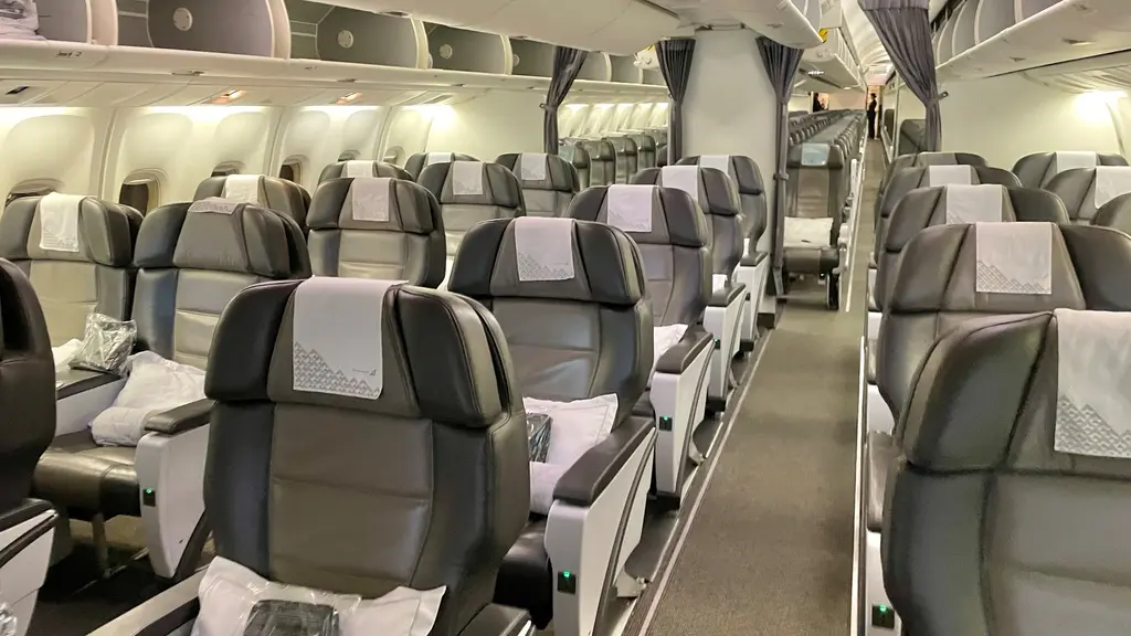 Review Of Icelandair Business Class - Businessclass.com