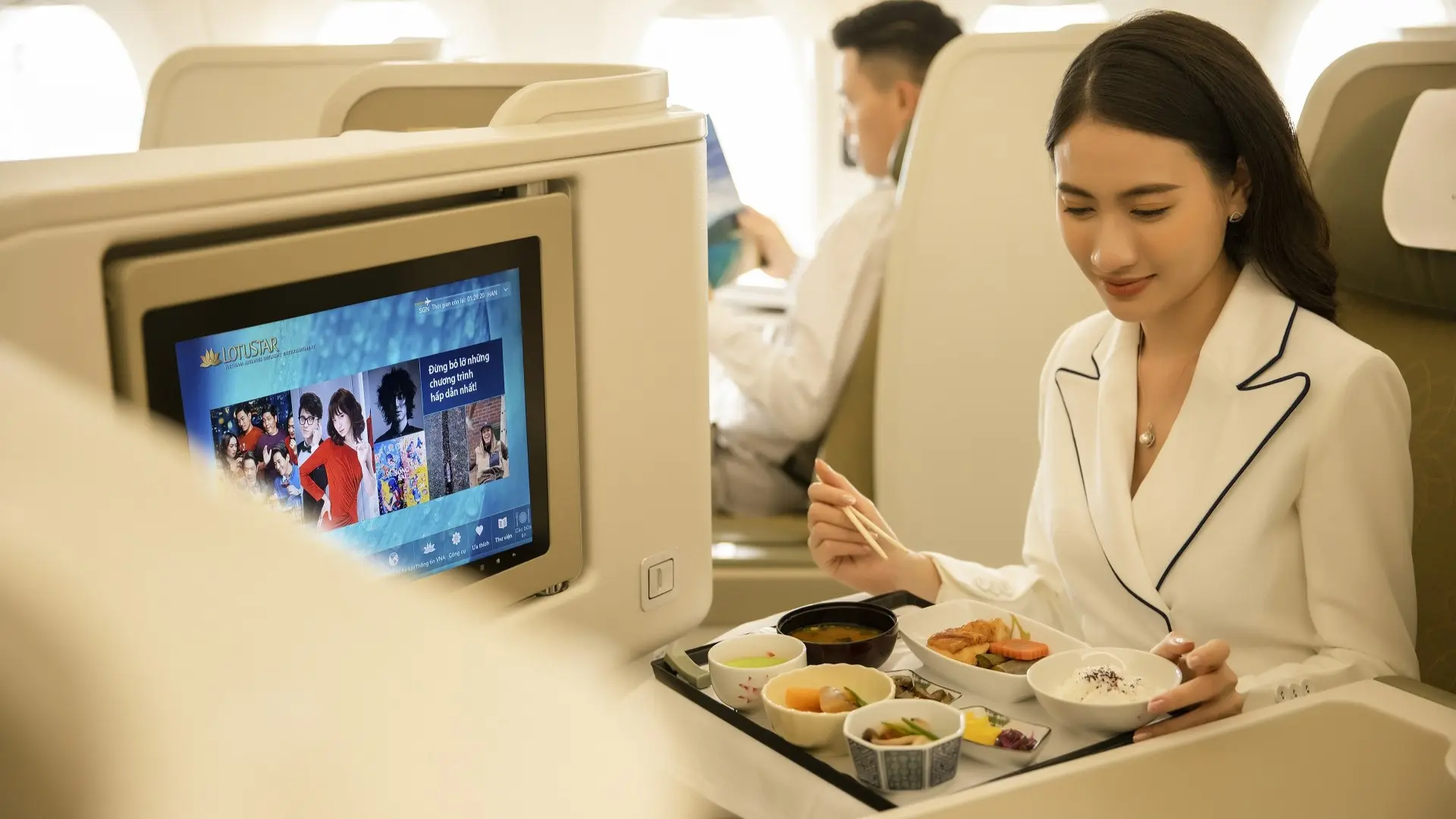 Airline review Cuisine - Vietnam Airlines - 0