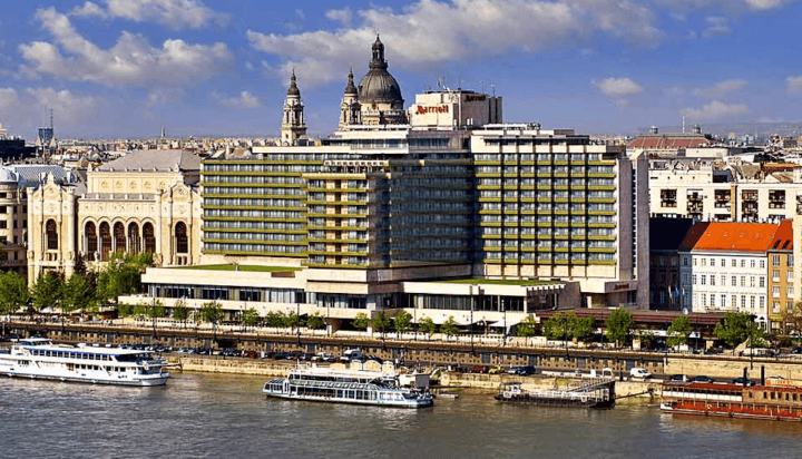 Top 10: 5-Star Hotels You’ll Recognise From Famous Films - 5